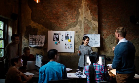The Evolution of the Canvas in the Digital Age